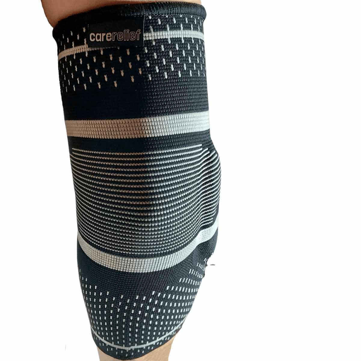 Albuebandage med kompression og gel støtter og aflaster en øm, irriteret og overbelastet tennisalbue og golfalbue, 4 str. Køb albuebind med gel og albuestøtteved sport/træning.