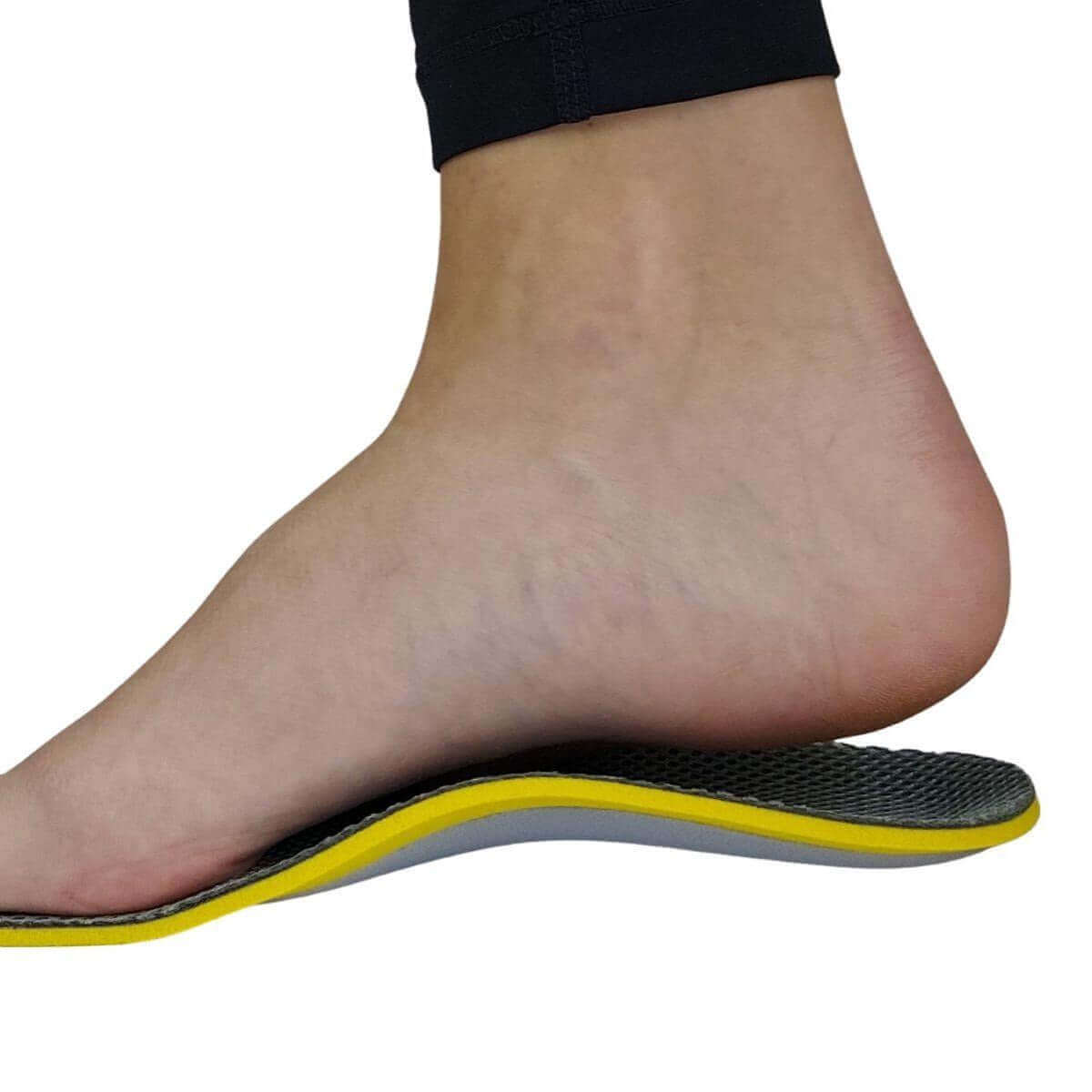 Køb Indlægssål med svangstøtte, der støtter svang og aflaster forfod og hæl, 1 par, 6 mm, grå. Støddæmpende sål der løfter svangen ved platfod, høj svang, hælspore og svangsenebetændelse. Lav pris.